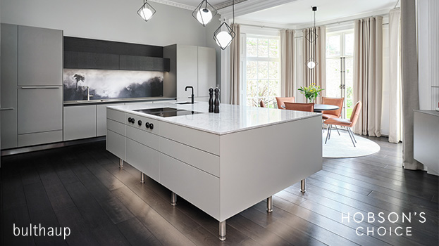 Classic contemporary kitchen in bulthaup b3 white